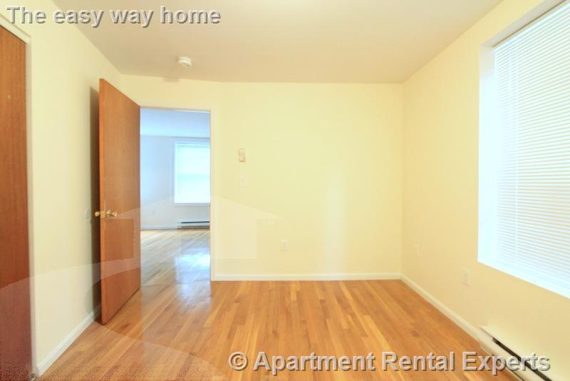 35 Davis Sq, Davis Square