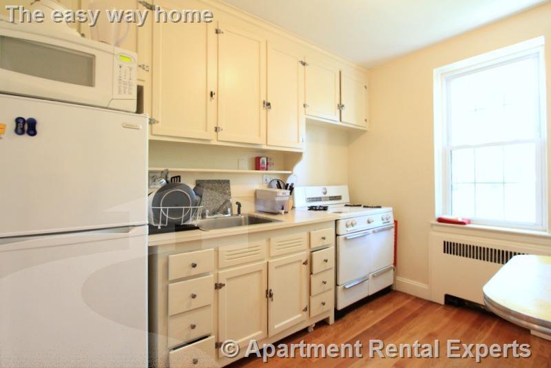 16 Ware St, Harvard Square