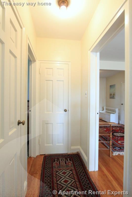 16 Ware St, Harvard Square