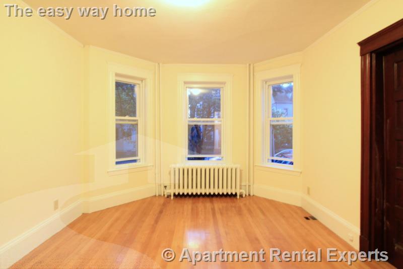 9 Fairfield St, Porter Square