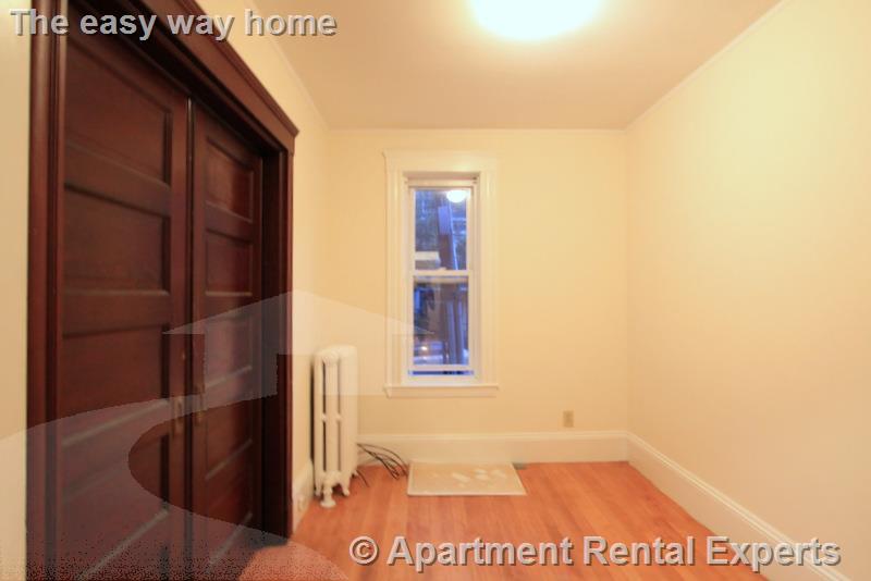 9 Fairfield St, Porter Square