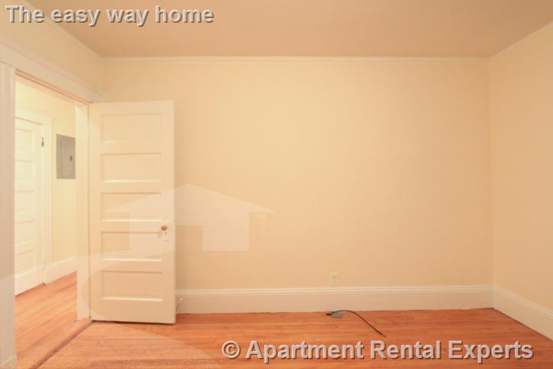 9 Fairfield St, Porter Square