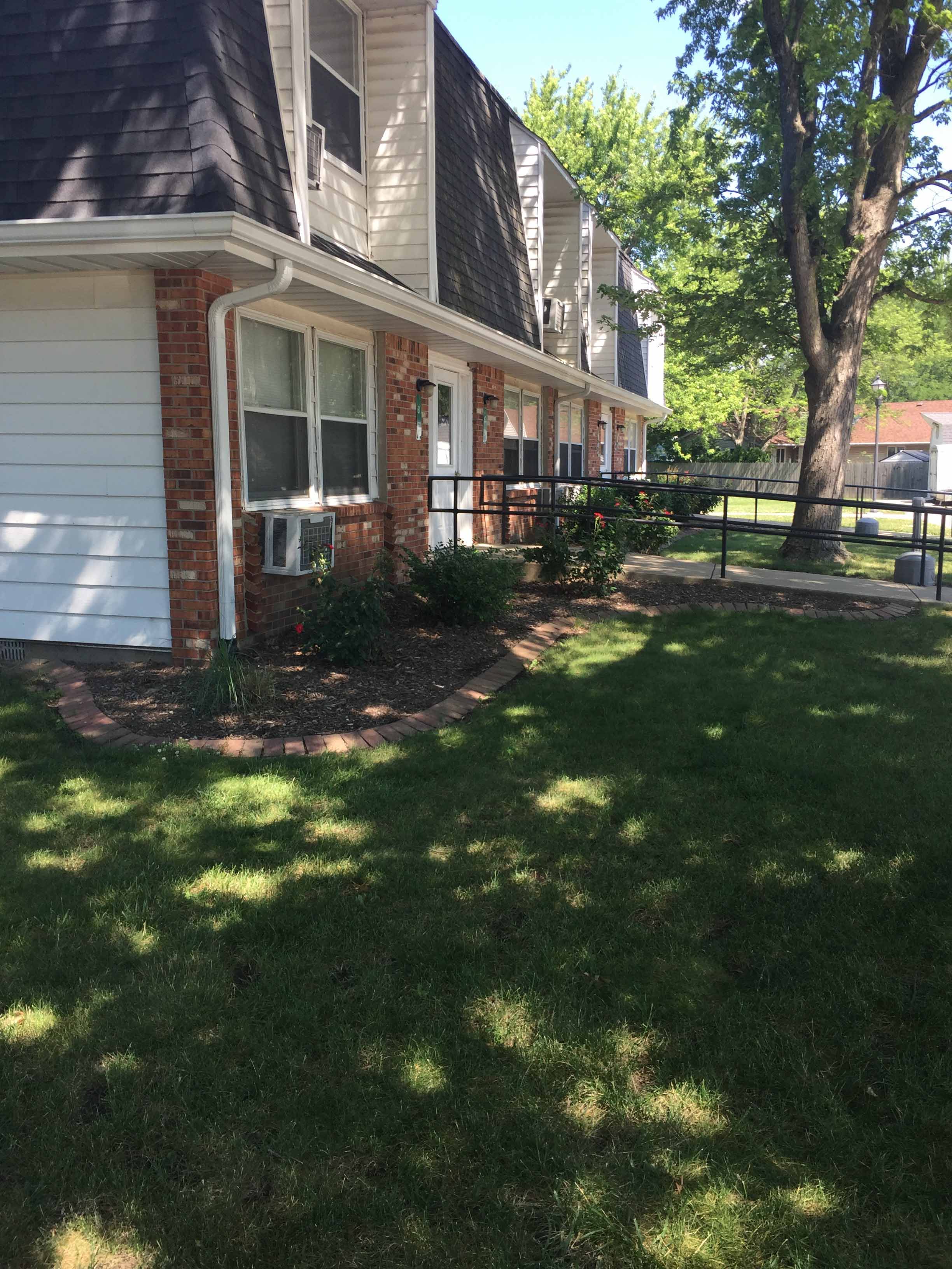 Image of Mt Zion Park Apartments in Mount Zion, Illinois