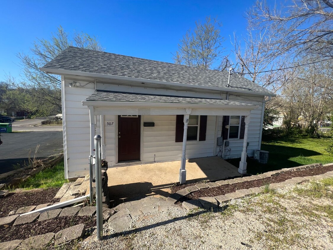 Low Apartments and Affordable Housing For Rent in De Soto, MO