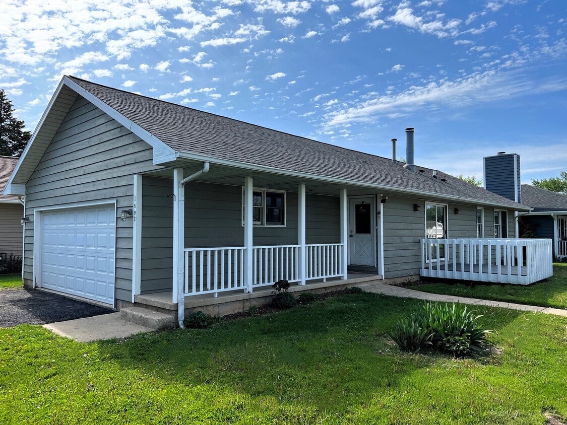 Low Apartments and Affordable Housing For Rent in Sycamore, IL