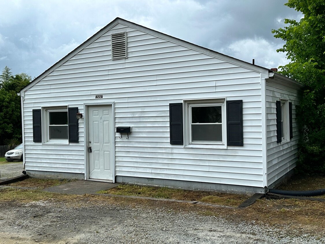 Low Apartments and Affordable Housing For Rent in Farmville, VA