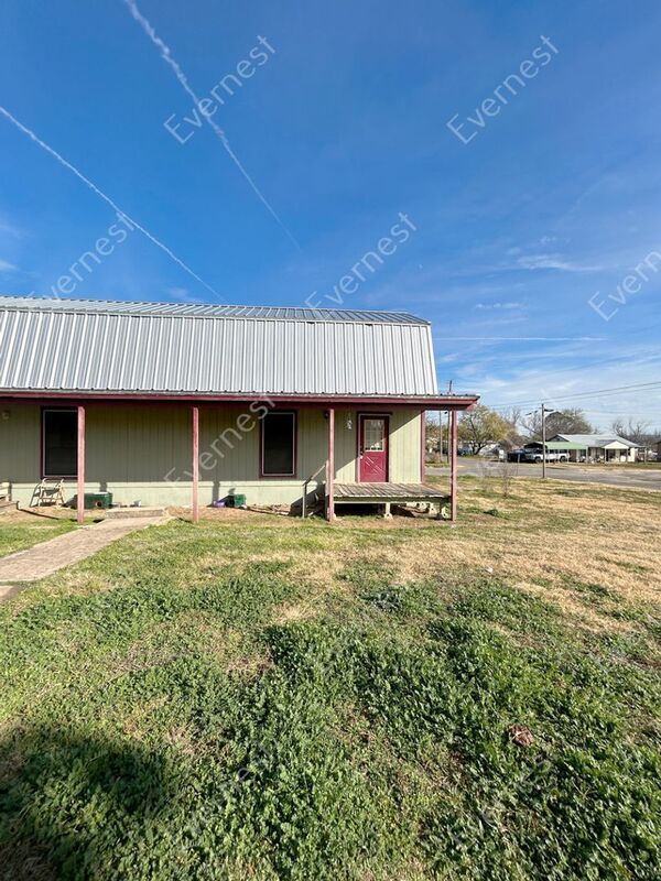 Low Apartments and Affordable Housing For Rent in Llano, TX