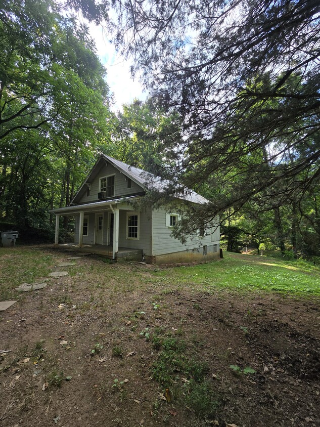 Low Apartments and Affordable Housing For Rent in Lenoir, NC