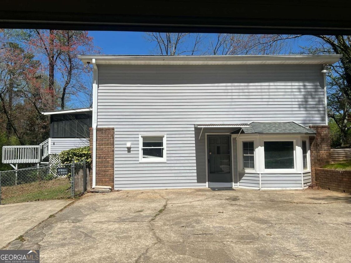 Low Apartments and Affordable Housing For Rent in Douglasville, GA