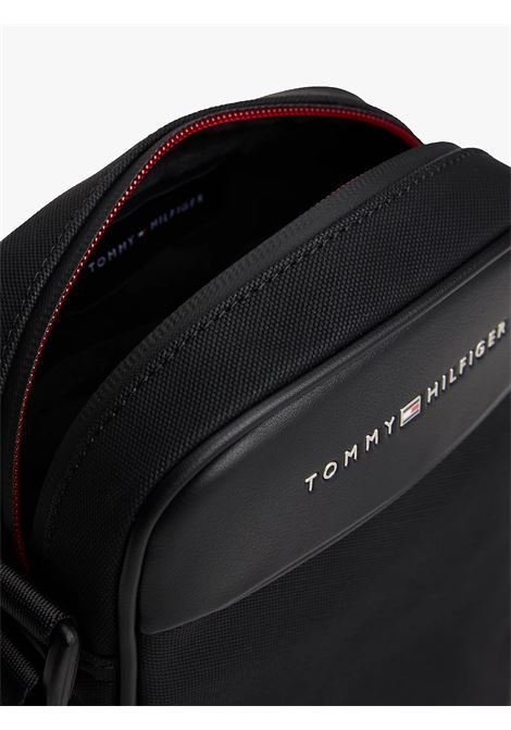 Borsa reporter con sezioni tramate e tracolla TOMMY HILFIGER | AM0AM13624BDS