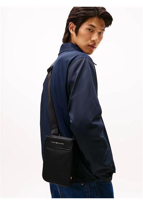 Borsa a tracolla con finitura tramata TOMMY HILFIGER | AM0AM13625BDS