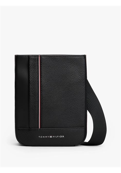 Borsa a tracolla zigrinata con logo metallico Nero