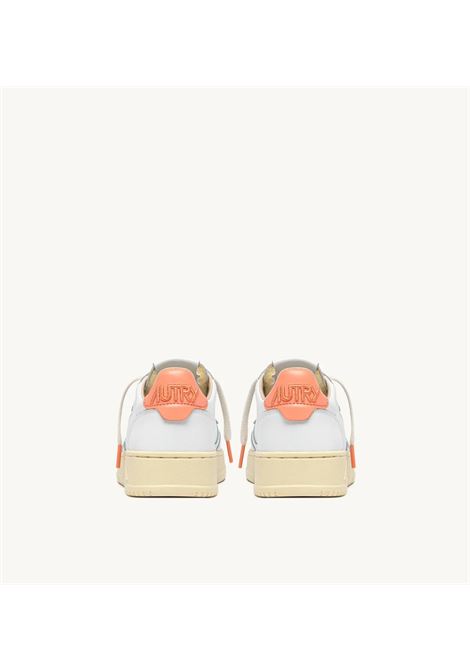 SNEAKERS MEDALIST LOW IN PELLE BIANCA E PEACH PINK AUTRY | AULW DL03BIANCO PEACH
