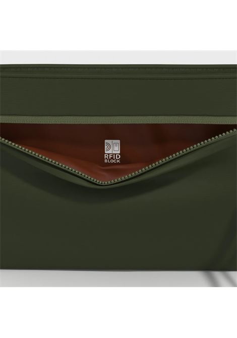  CABINZERO | CZ402418