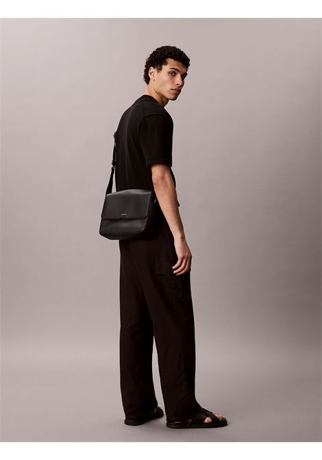 borsa messenger raffinata CALVIN KLEIN | LV04D3326GUB1