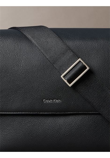 borsa messenger raffinata CALVIN KLEIN | LV04D3326GUB1