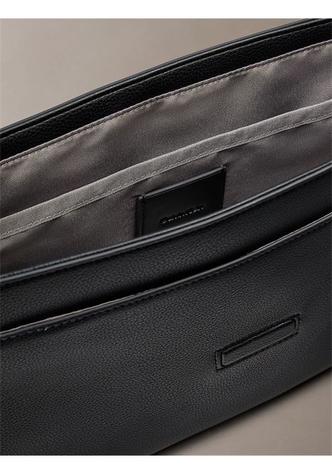 borsa messenger raffinata CALVIN KLEIN | LV04D3326GUB1