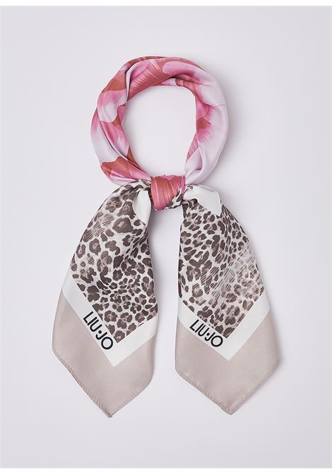 Foulard con fiore rosa