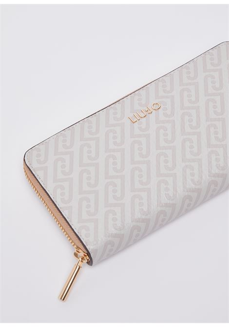 Portafoglio grande monogram LIUJO | AA6170E1118C3920