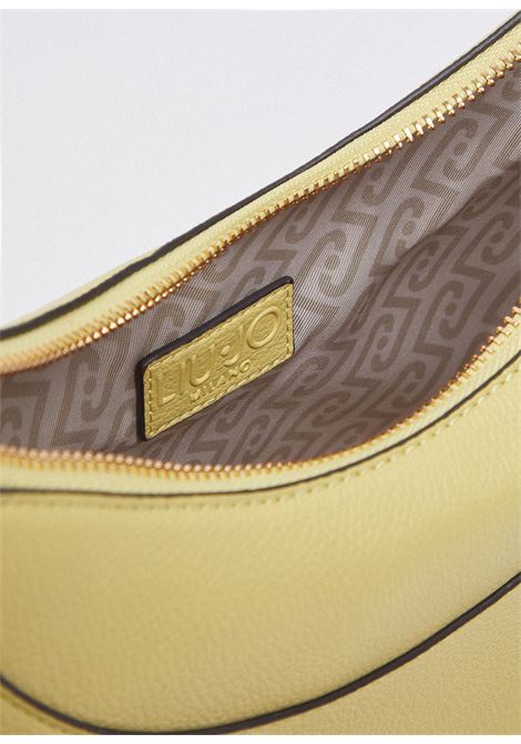 Borsa hobo media con charm LIUJO | AA6186E101240636