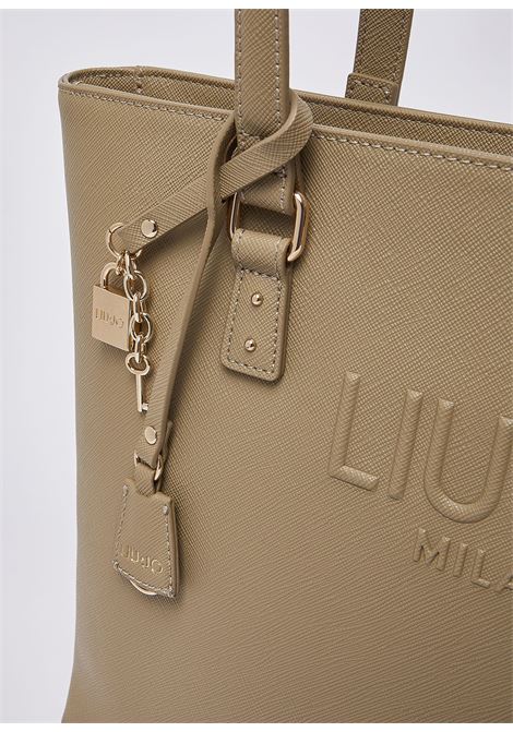 Tote bag grande con charm LIUJO | AA6321ES02901679