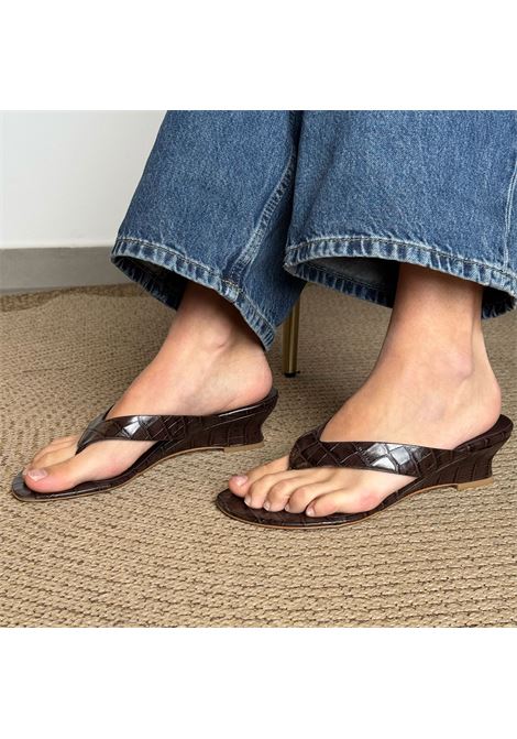 Sandalo In Pelle Stampa Cocco OVYè | AC2890COCMORO