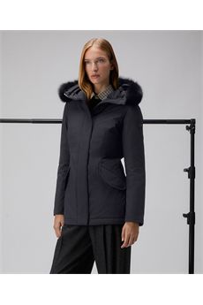 Piumino da donna di colore nero Peuterey | DONNET KL FURNER