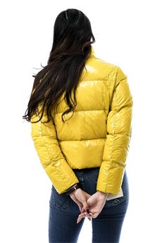 Piumino da donna di colore giallo Refrigiwear | ELLIS JACKETE00635