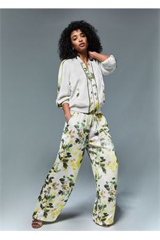 Pantaloni da donna di colore bianco e verde Liu.Jo Sport | TA6257T358AP9217