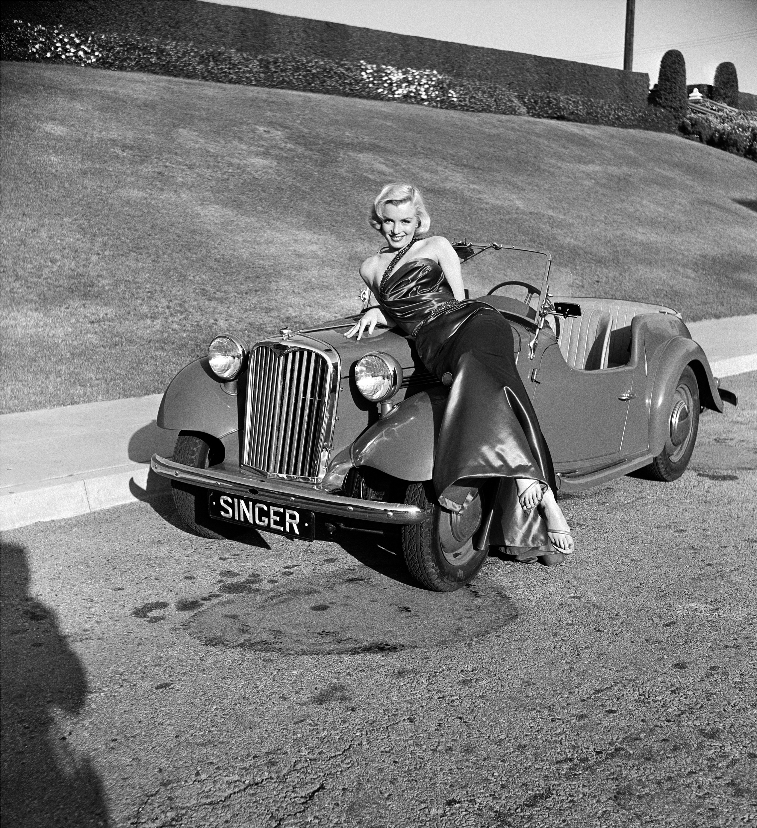 Charitybuzz Marilyn Monroe on Car Set of How to Marry a Millionaire 1
