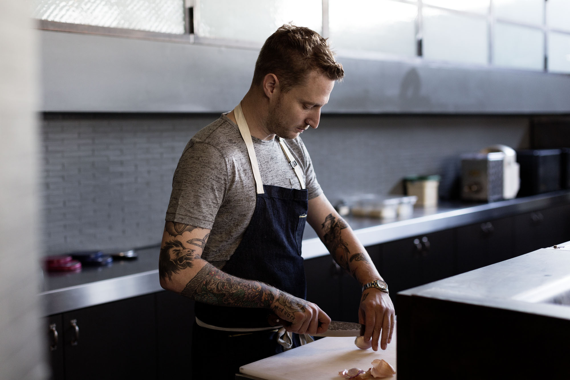 10 Of The Hottest Male Food Show Hosts That Will Make You Thirsty For Life