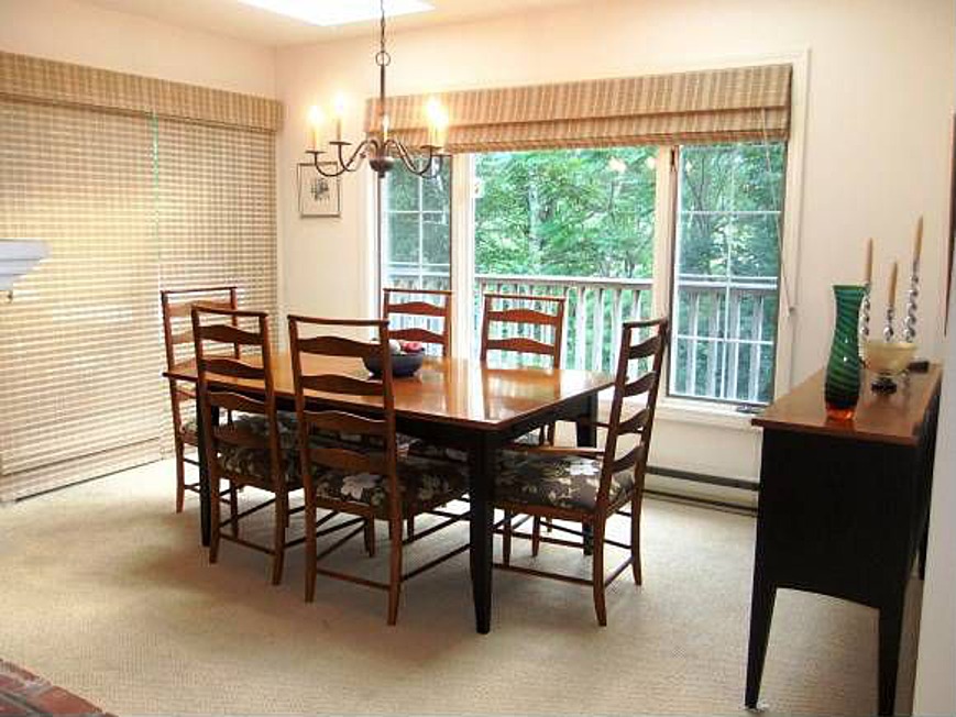 Charitybuzz 2 Nights in a Private Condo in Manchester, Vermont for a Lot 535240