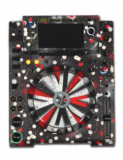 El contenido de esta imagen no esta controlado por Nightclubber