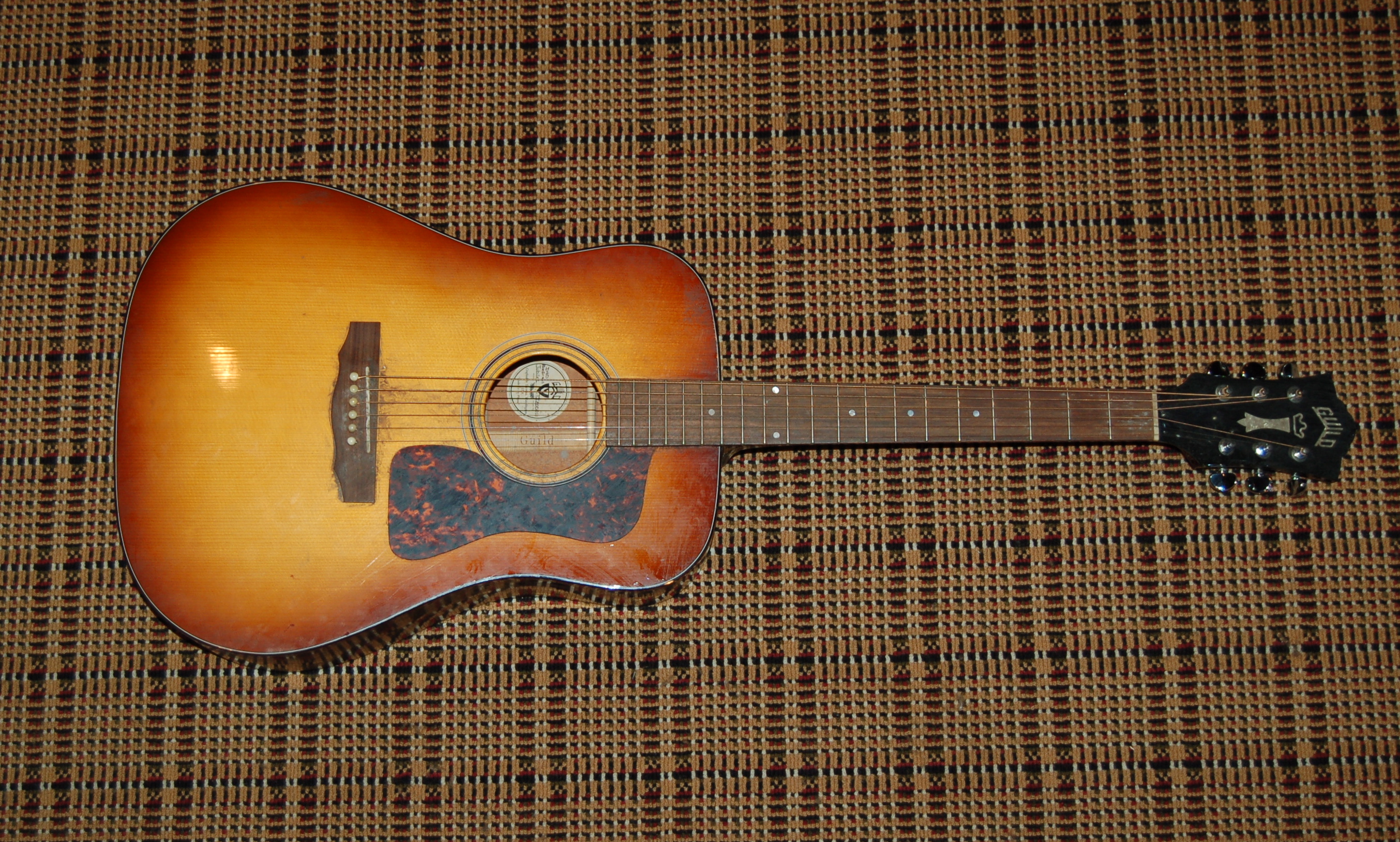 Charitybuzz Guild D4 Acoustic Bluegrass Jubuilee Guitar from the Mov