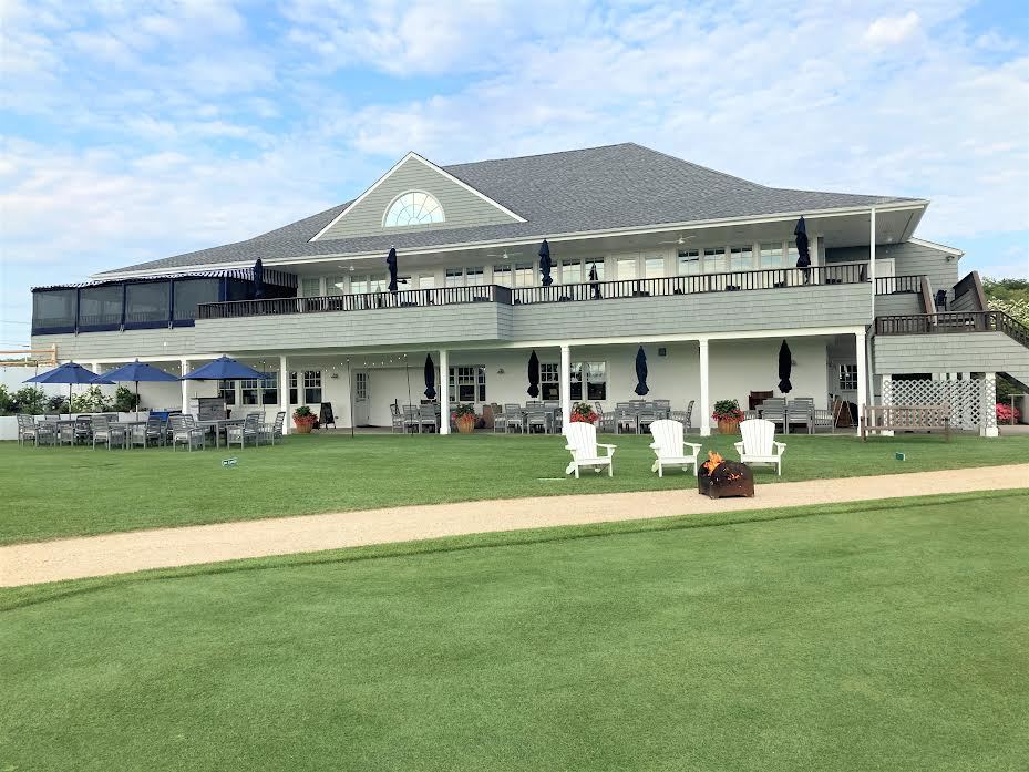 Charitybuzz Golf Foursome with Lunch at South Fork Country Club in NY Lot 2268803