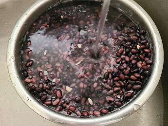 Easy Instant pot Black Beans | Cook Presoaked Black Beans Instant pot | How to cook Black Beans in Instant Pot after Soaking