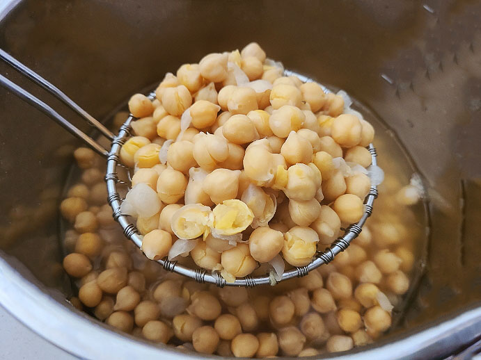 Presoaked Chickpeas Instant Pot | Instructions and Time to cook Chickpeas in Instant Pot