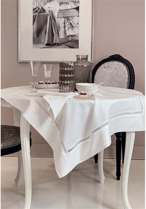 Tovaglia Blumarine Medici Bianco 180x300 con gigliuccio e logo ricamato BLUMARINE | 10301025304