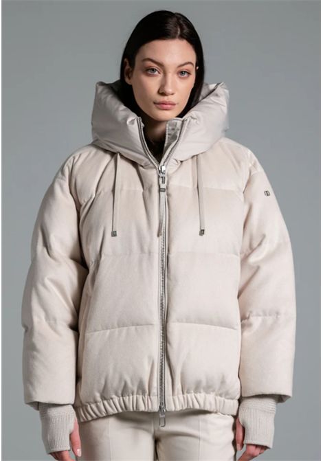 DUNO  Piumino corto oversize in lana con cappuccio tecnico Duno | HEKA PRATO METRE19