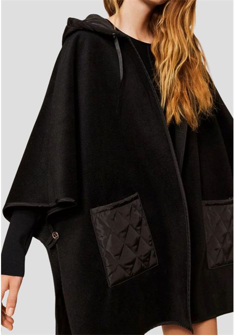 Poncho nero con cappuccio e dettagli trapuntati TWINSET | 252TA424000006