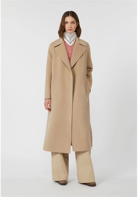 Cappotto lungo in lana vergine con cintura Weekend Max Mara | MANU086