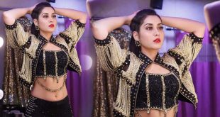 Raashi Khanna Stills from IIFA