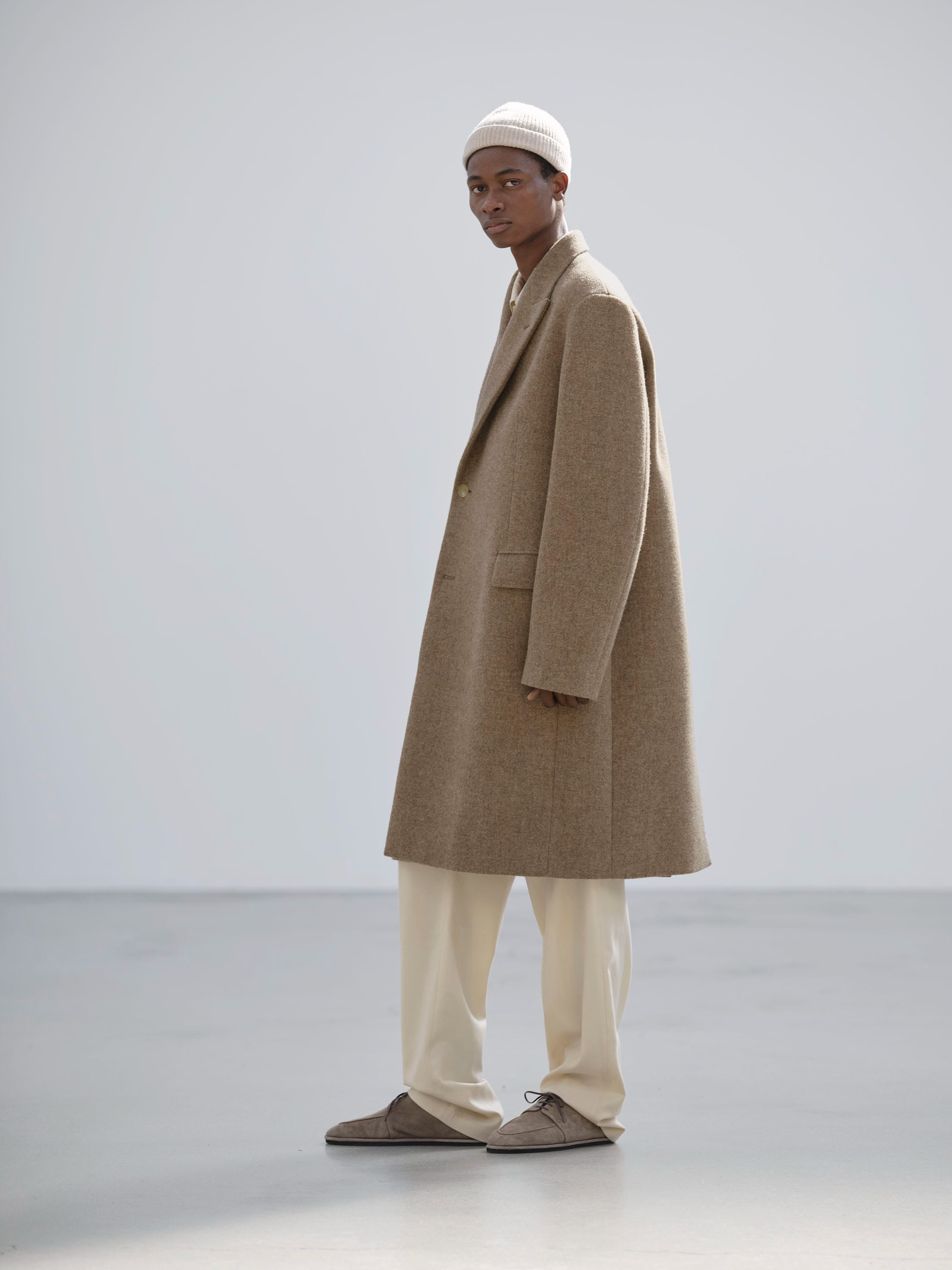 sponge wool melton chesterfield coat man beige in wool - AURALEE  