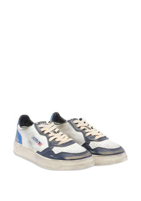 sneakers medalist low super vintage avlm sv55 uomo bianche e blue AUTRY | AVLMSV55