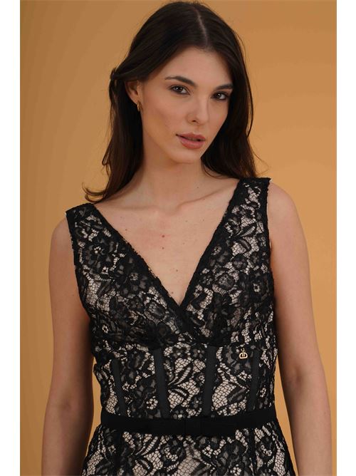 Abito Megan in pizzo Divedivine | MEGANNERO