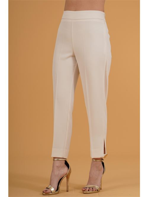  GM by Gai Mattiolo | GM3736BURRO