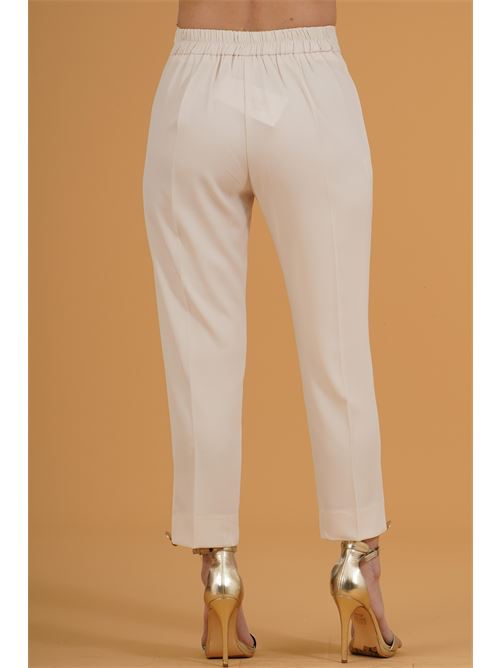  GM by Gai Mattiolo | GM3736BURRO