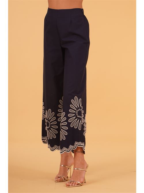 Pantalone in cotone con ricami LAFTY.LIE | 56Q310BLU