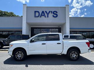 Thumbnail - 2024 Nissan Titan