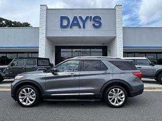 Thumbnail - 2023 Ford Explorer